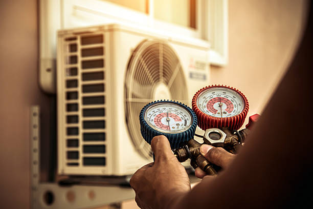 Professional Hvac technician working in Milan, OH